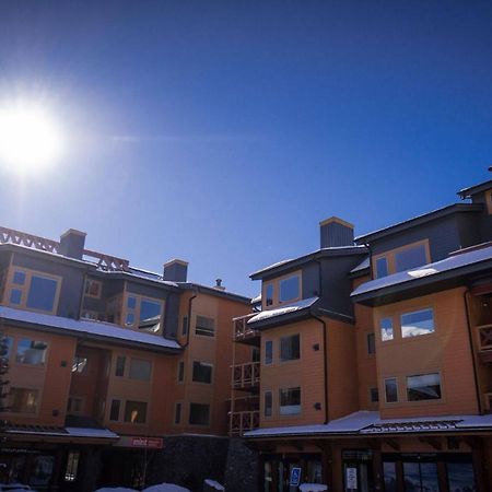 Wanna Get Away This Summer And Fall At The Crossing Canmore Exterior photo